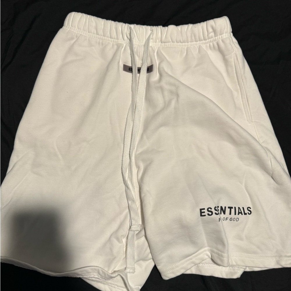 Men’s essentials shorts